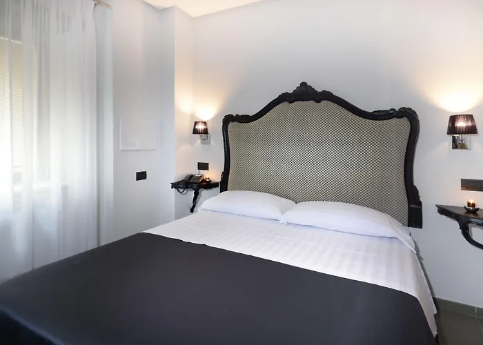 Barbarella 3* Napoli