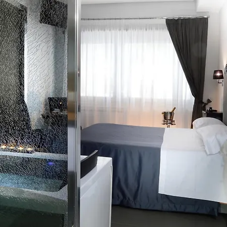 Barbarella Hotell 3*
