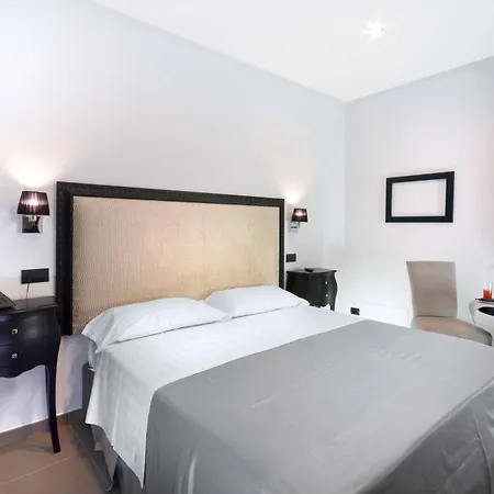 Barbarella Hotell 3*