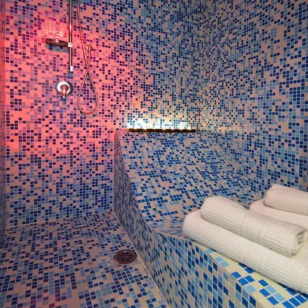 Barbarella Hotel 3*